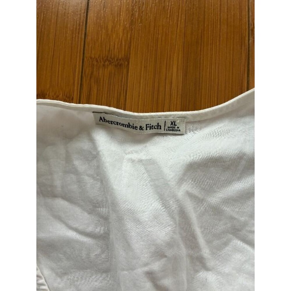 Abercrombie & Fitch White Puff Sleeve Blouse - Picture 3 of 4